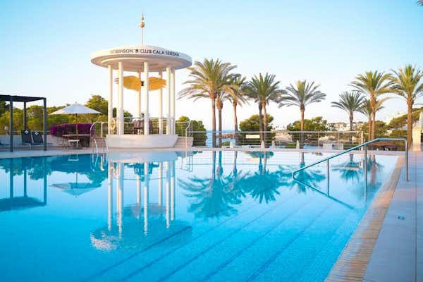 ROBINSON Club Cala Serena - Luxuriöses 4-Sterne Resort in exklusiver Buchtlage auf Mallorca mit Meerblick und Vollpension