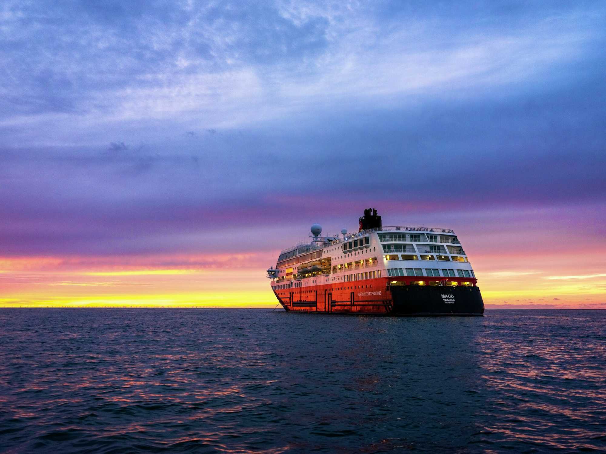 Expeditionskreuzfahrt mit Hurtigruten Expeditions in Deutschland - Helgoland