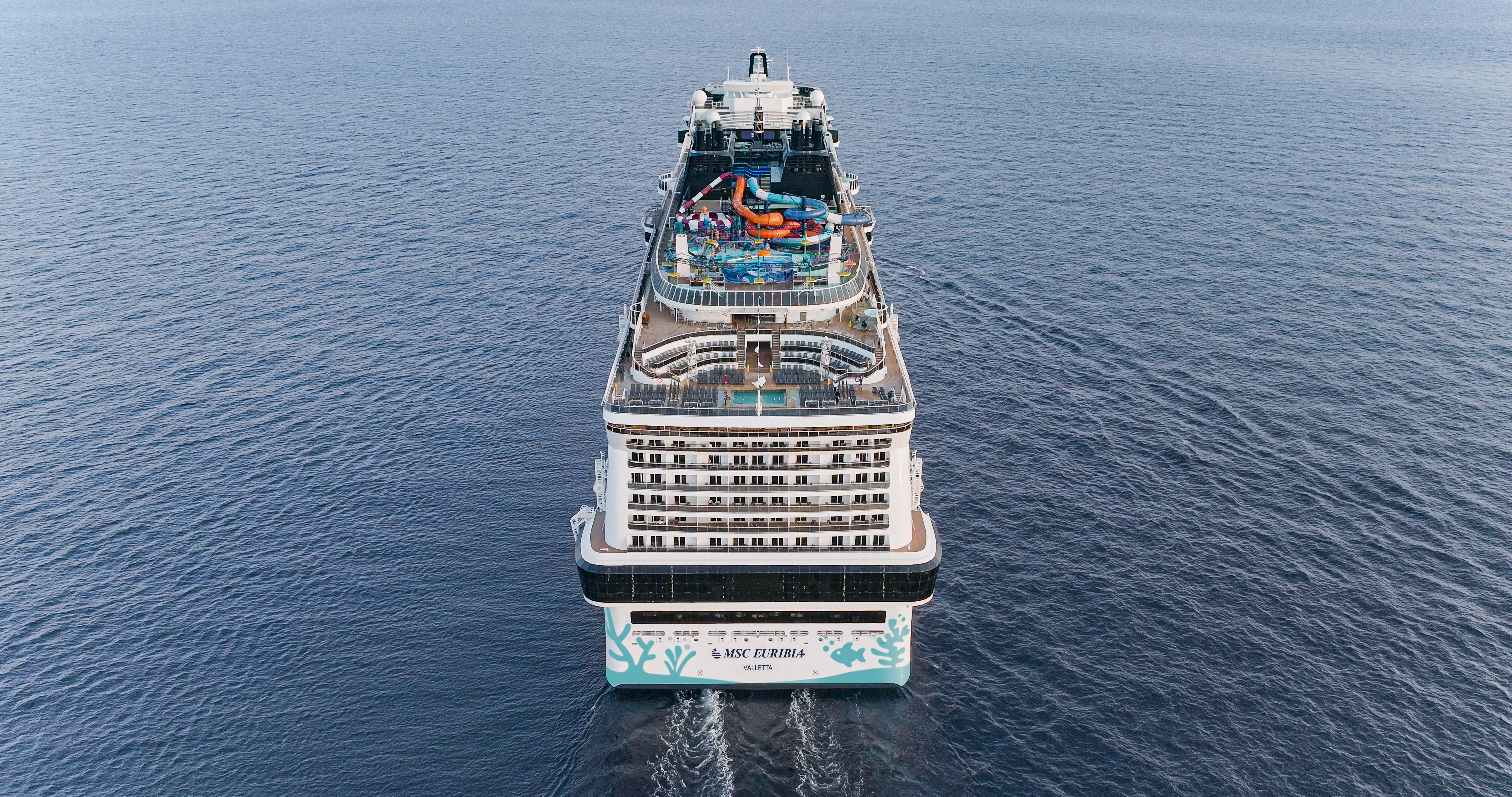 MSC Kreuzfahrtschiff auf dem Meer