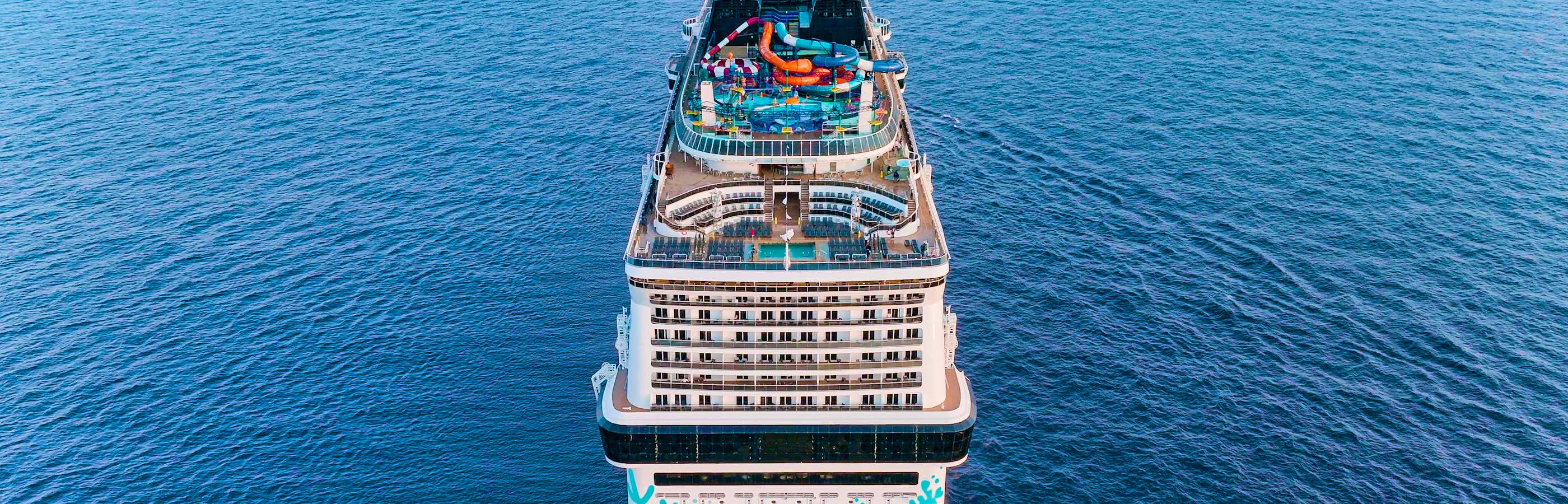 MSC Kreuzfahrtschiff auf dem Meer