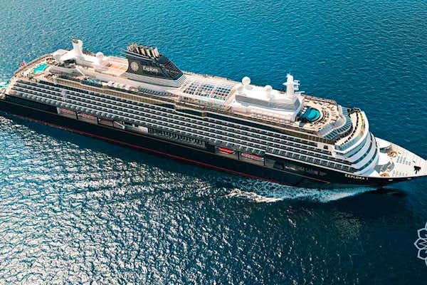 Explora Journeys Luxuskreuzfahrtschiff in karibischen Gewässern